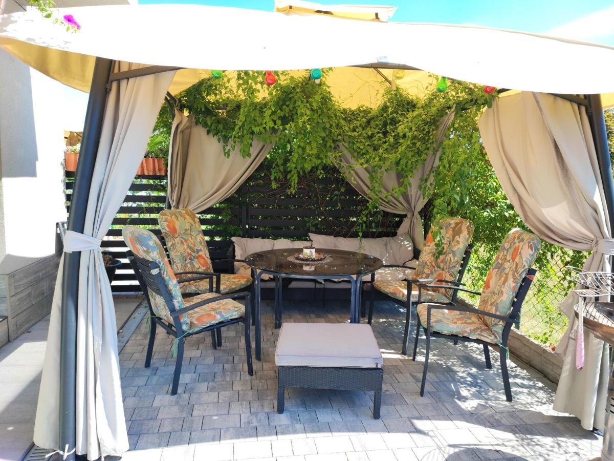 4 Foxes Hotel Ustka Exterior foto